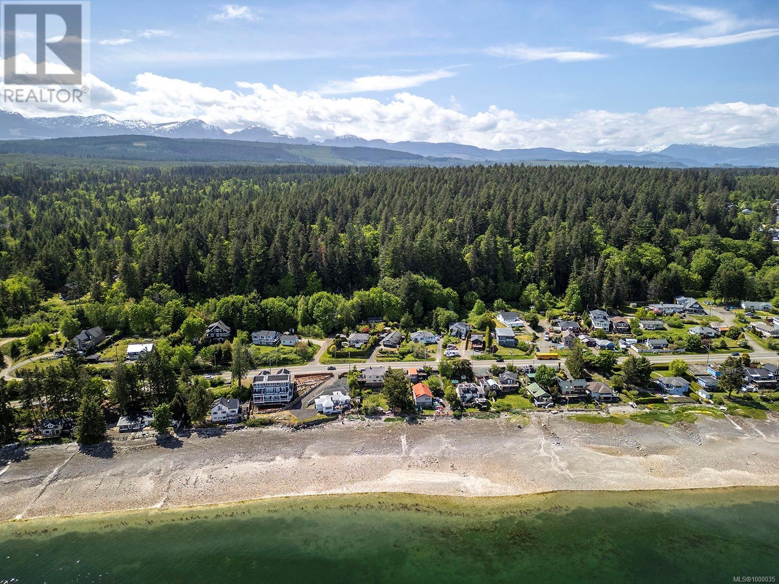 1st Street, Union Bay, BC V0R 3B0