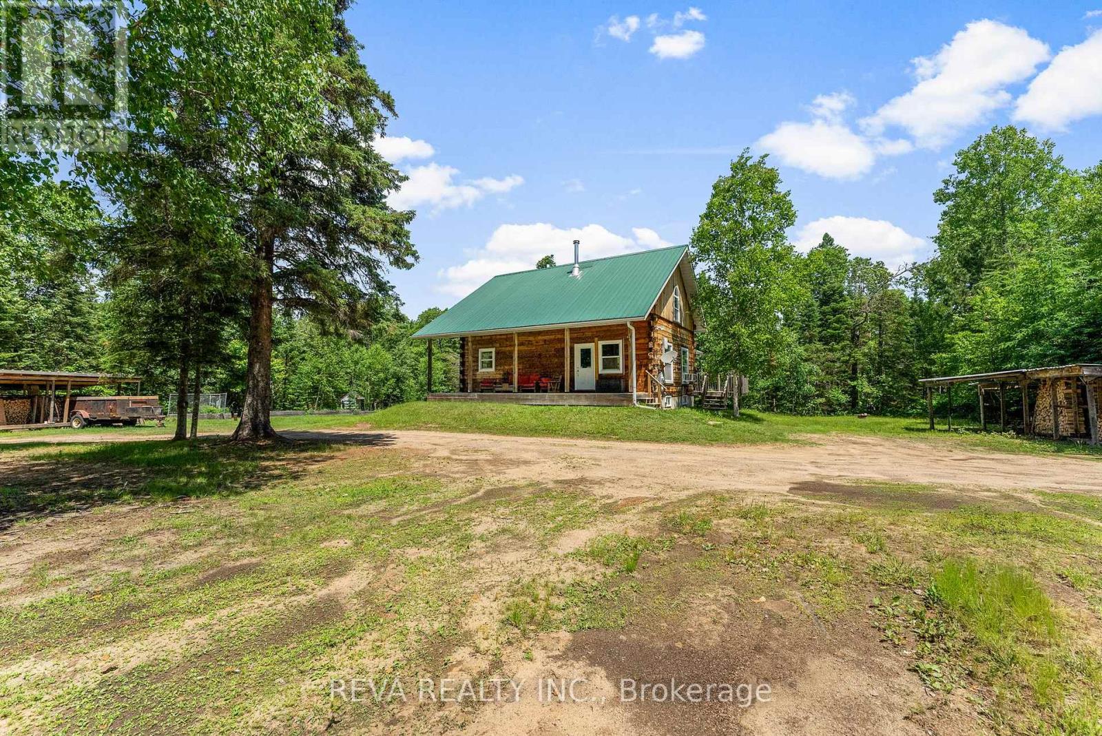 21 Lorraine Rd, Hastings Highlands, ON K0L 2K0