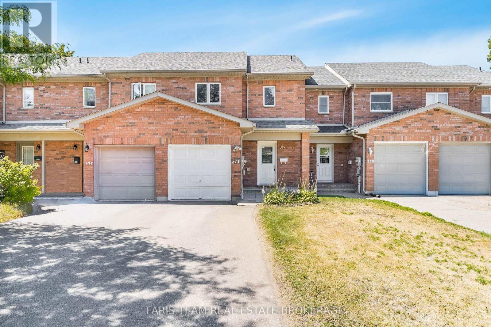 371 Millard St, Orillia, ON L3V 4H5