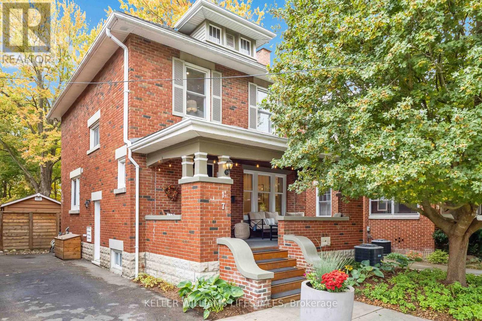 17 Erie Ave, London, ON N6J 1H9