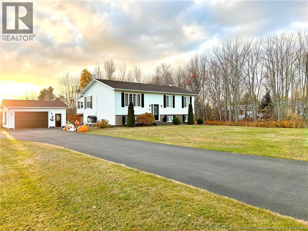 15 Ch Manuel, Baie-sainte-anne, NB E9A 1G3