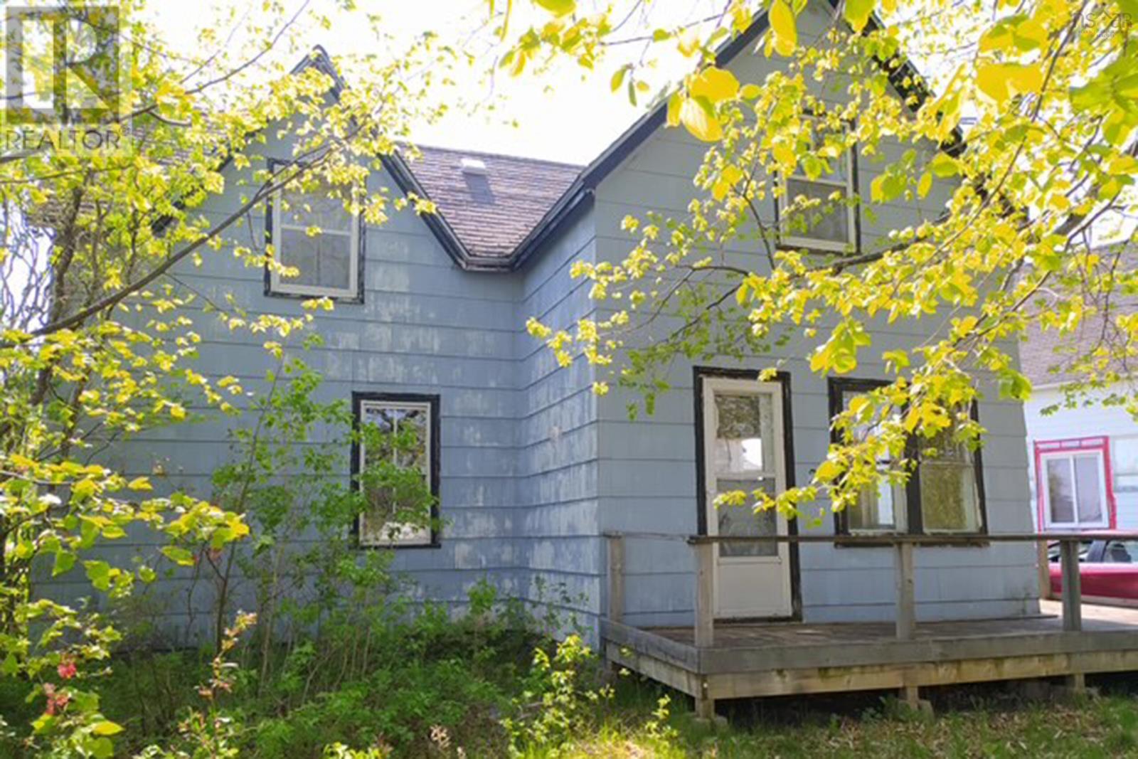 2482 Athol Rd, Springhill, NS B0M 1X0