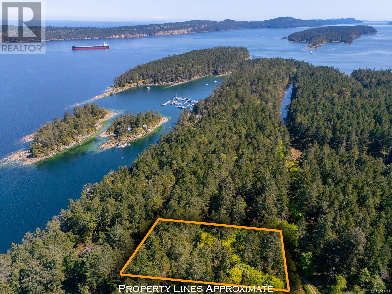 535 Cardale Rd, Decourcy Island, BC A1A 1A1