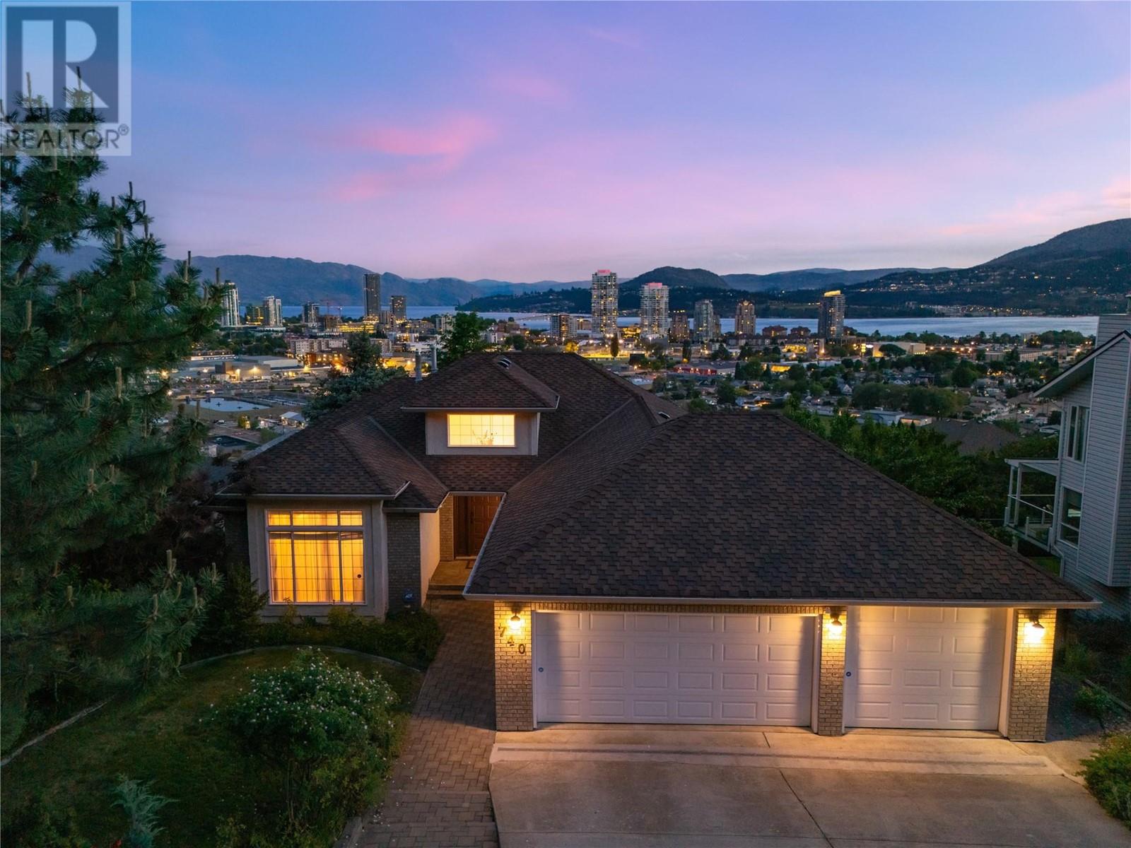 740 Royal Pine Dr, Kelowna, BC V1Y 9G2