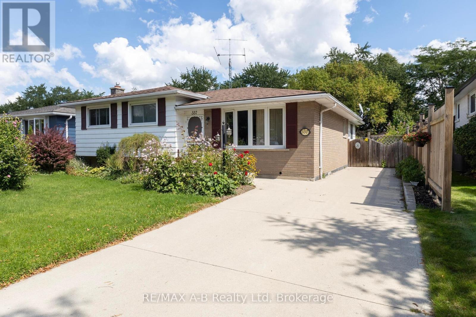 337 Willow St, Stratford, ON N5A 3B8