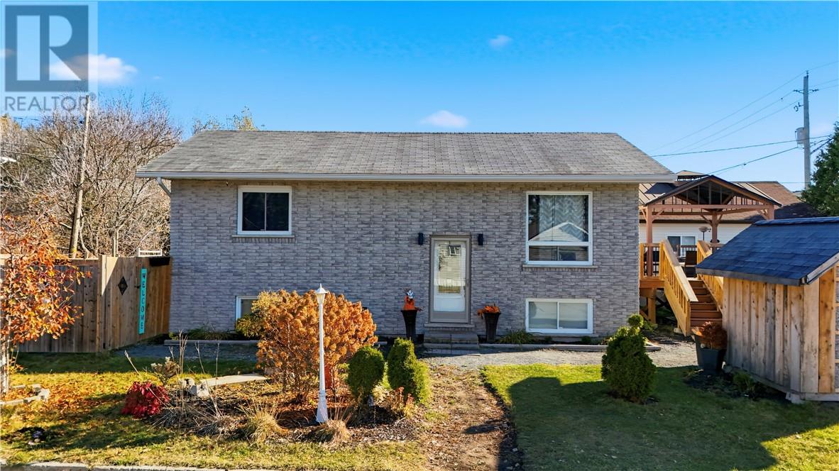 56 Caruso, Sudbury, ON P0M 1M0