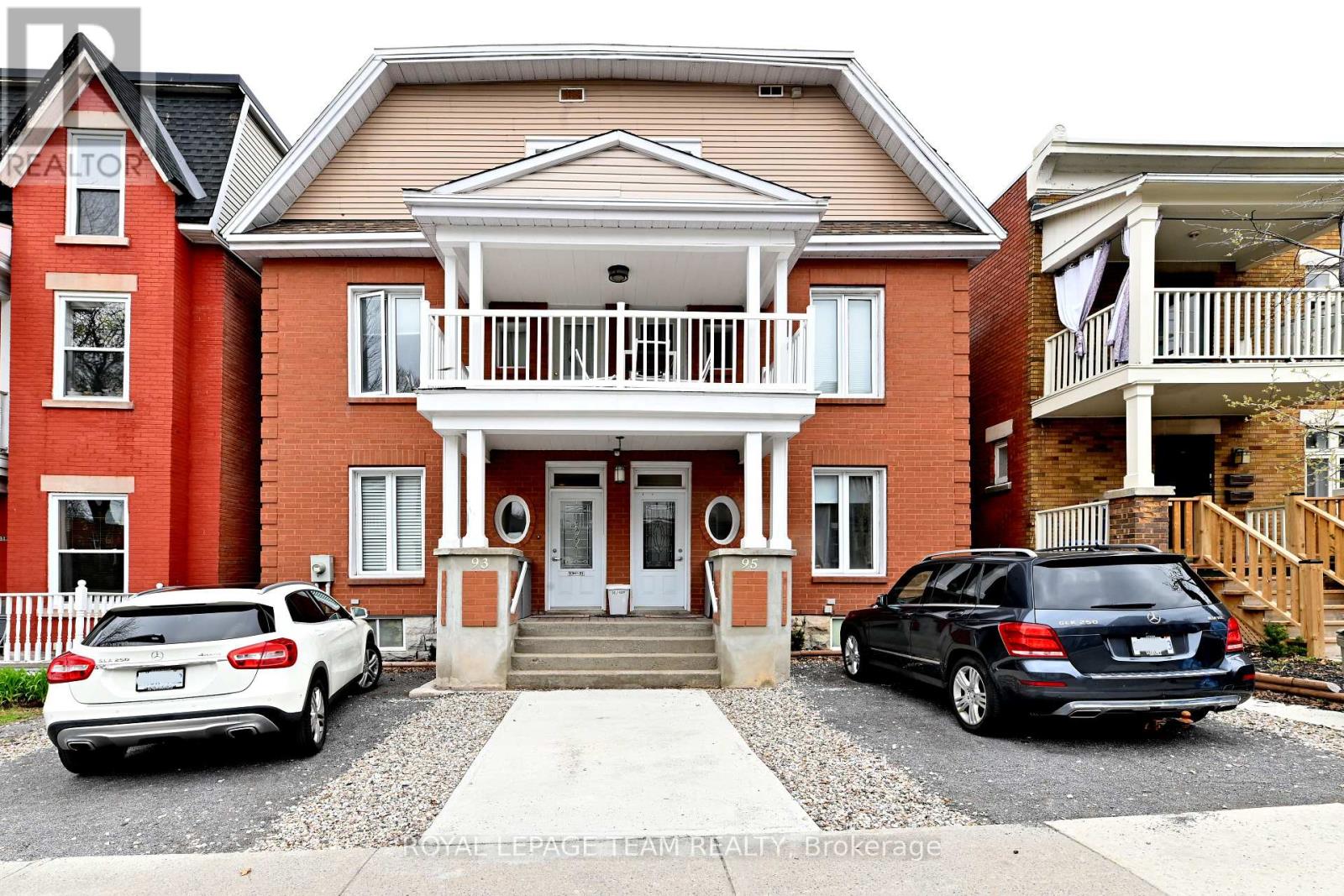 93-95 Lower Charlotte St, Ottawa, ON K1N 8J9