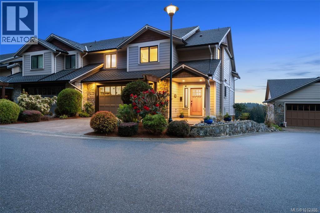 614 Granrose Terr Unit 14 Ter, Victoria, BC V9C 3T1