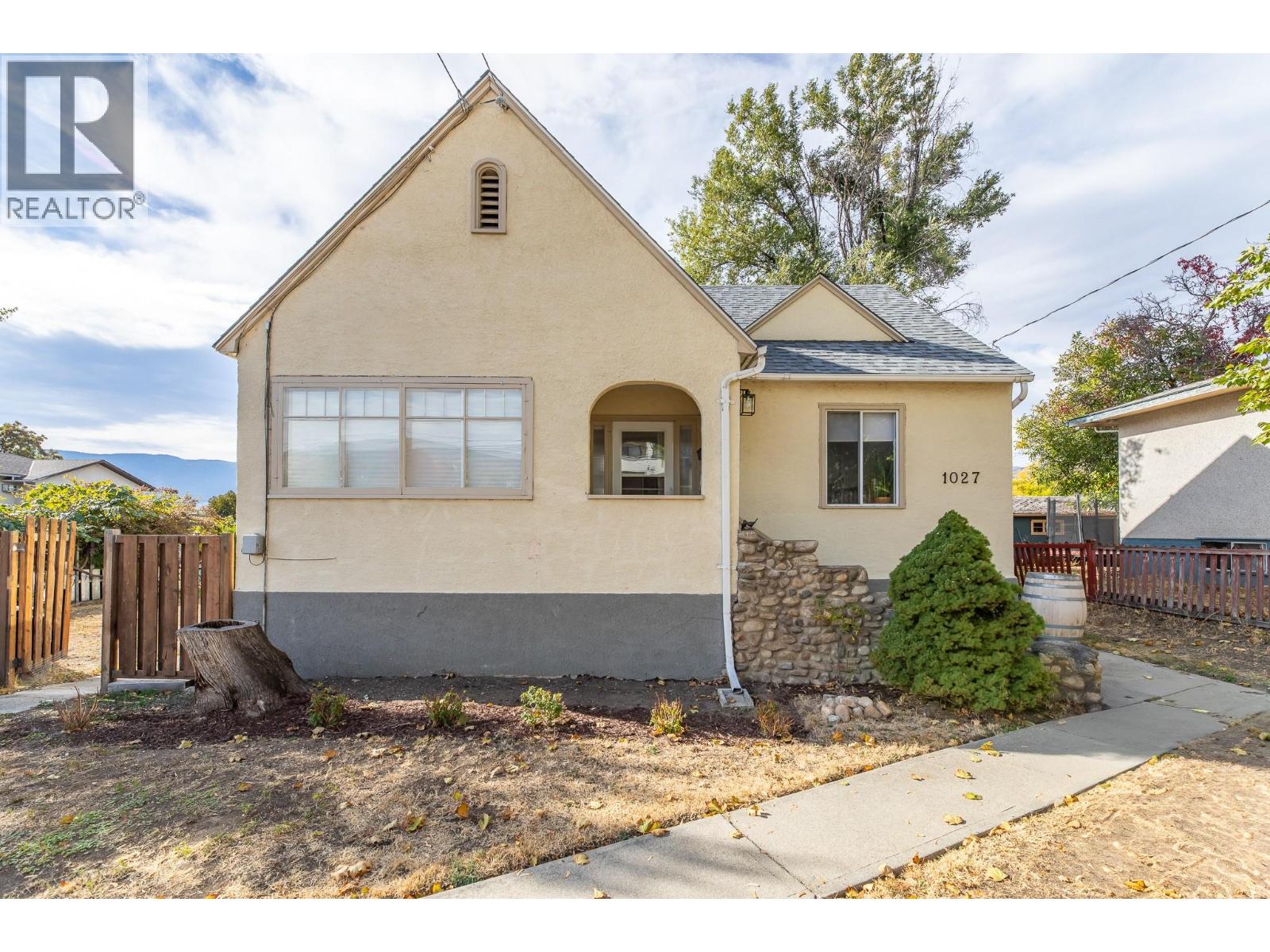 1027 Government St, Penticton, BC V2A 4T9