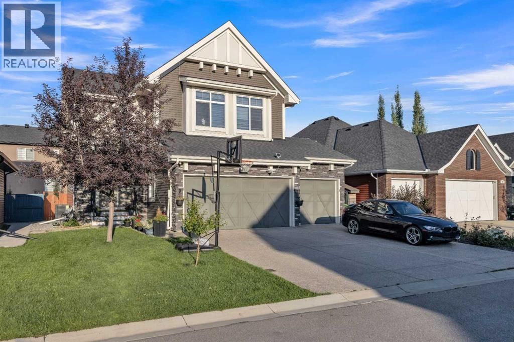 233 Aspenmere Cir, Chestermere, AB T1X 0T6