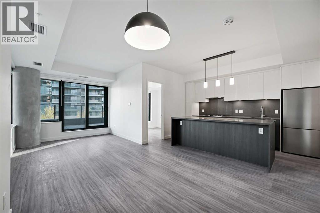 730 2 Avenue Sw Unit 311, Calgary, AB T2P 1R8