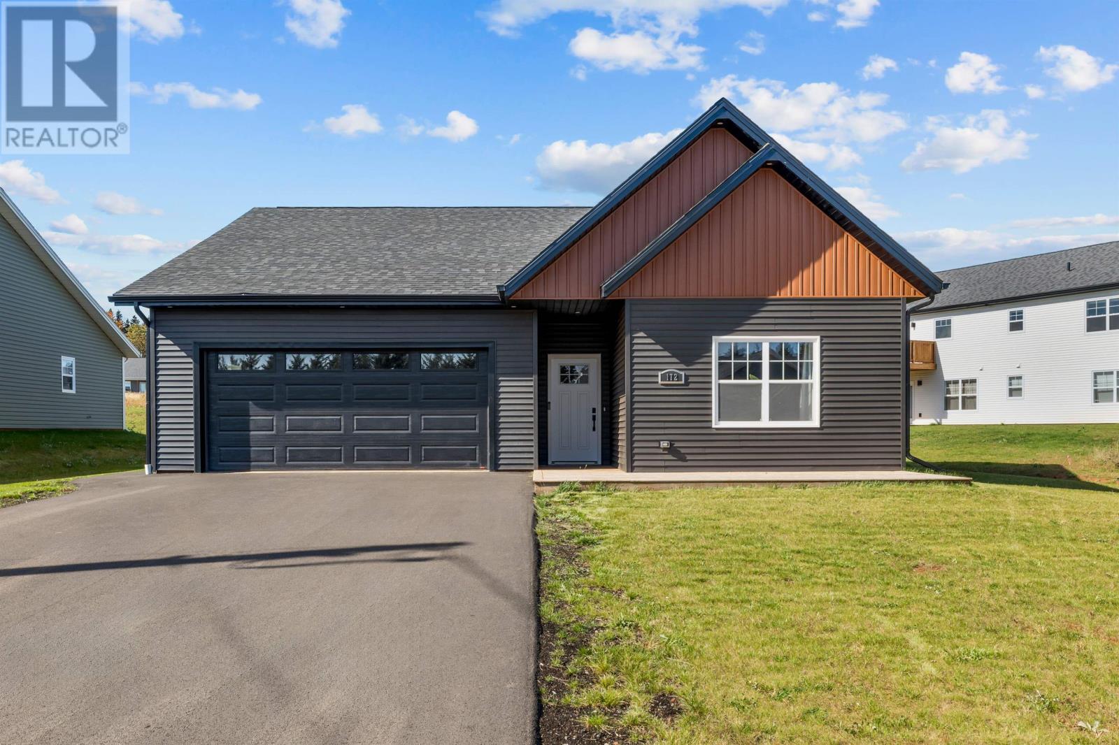 172 Stanmol Dr, Charlottetown, PE C1E 3V1