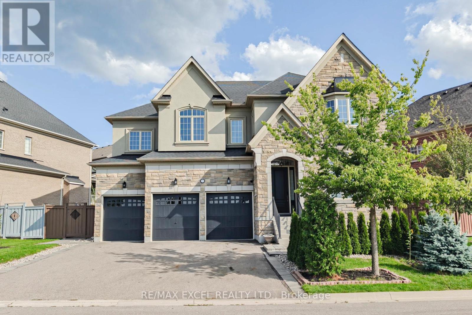 21 Paradise Valley Trl, King Nobleton, ON L7B 0A5