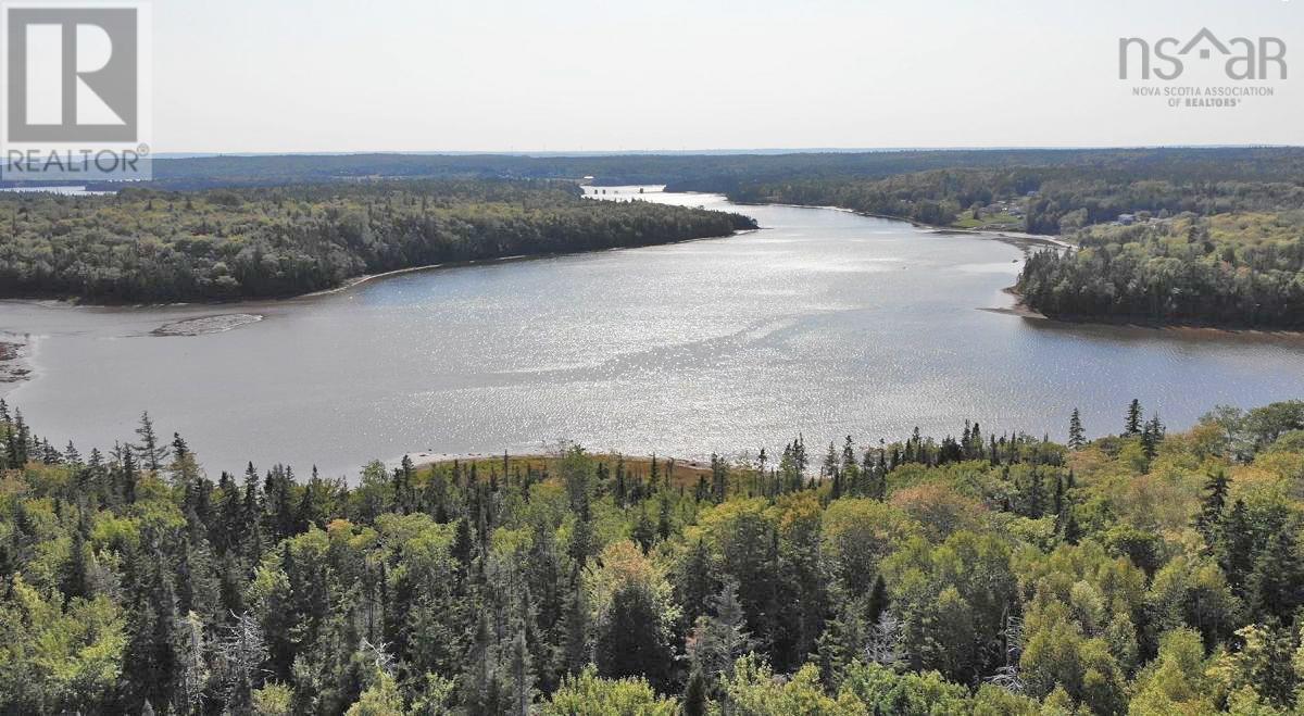 5 Basin Rd, Evanston, NS B0E 1J0