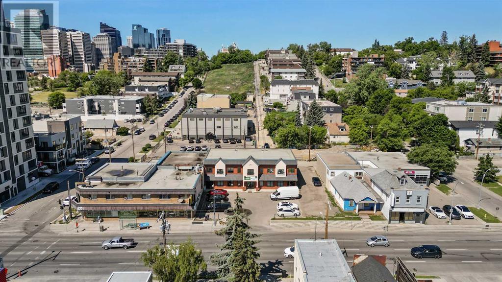 201-217 4 St NE, Calgary, AB T2e 0H6