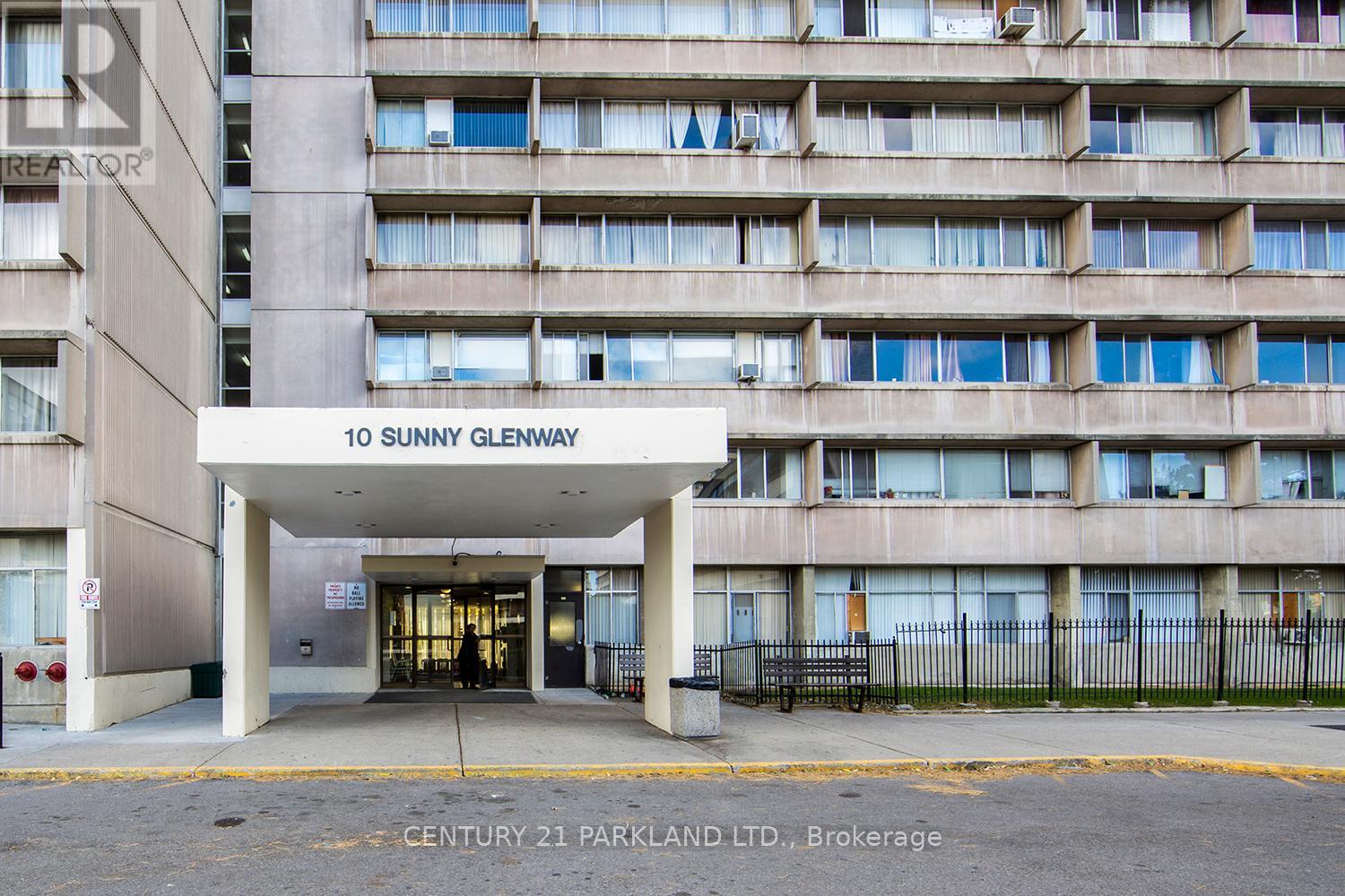 1409 10 Sunny Glenway, Toronto, ON M3C 2Z3