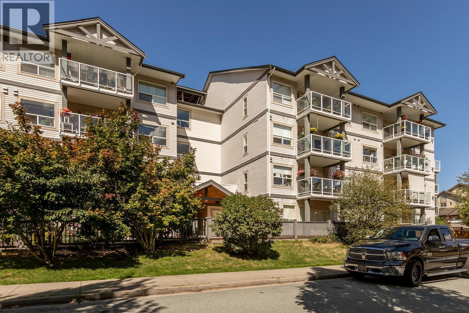 1203 Pemberton Avenue Unit 308, Squamish, BC V8B 0J7