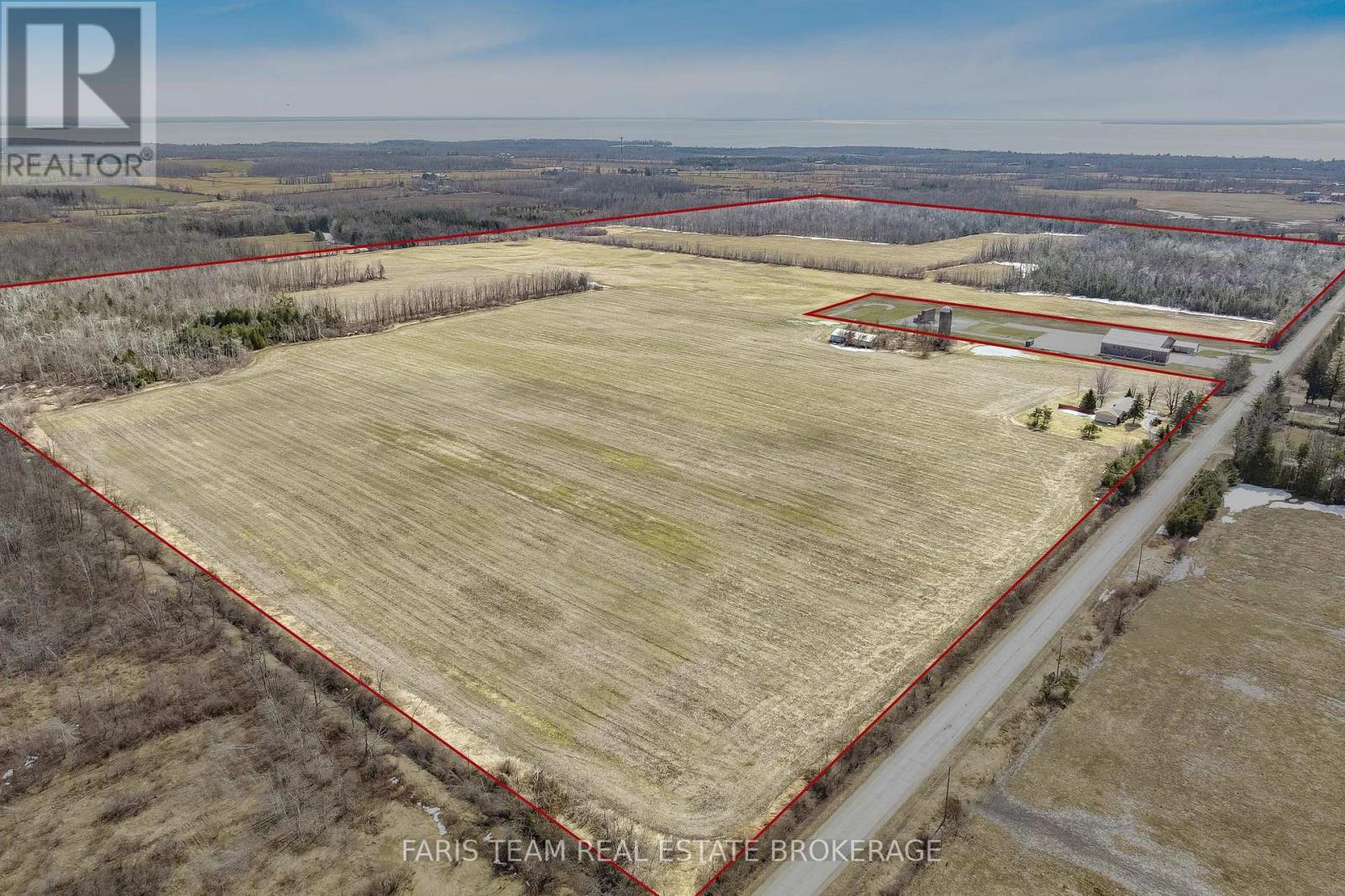 547 Line 11 N, Oro-medonte, ON L3V 0H5