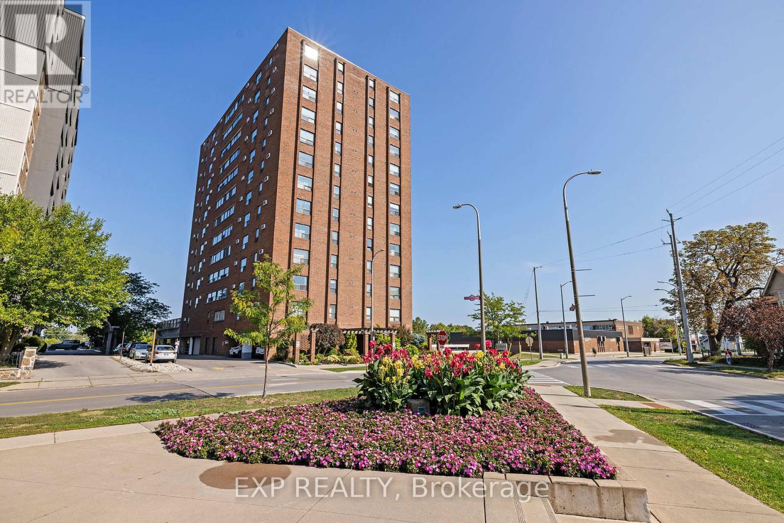 602 141 Church St, St. Catharines, ON L2R 7L7