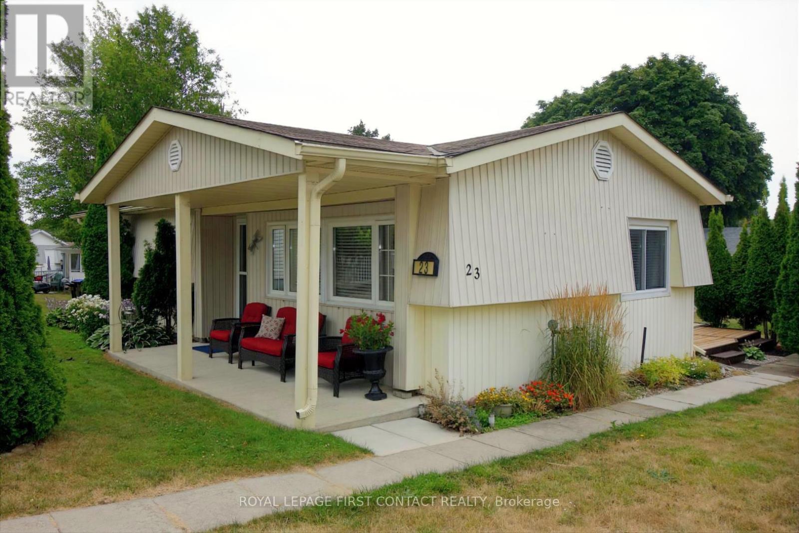 23 Mimosa Cres, Innisfil, ON L9S 1P9