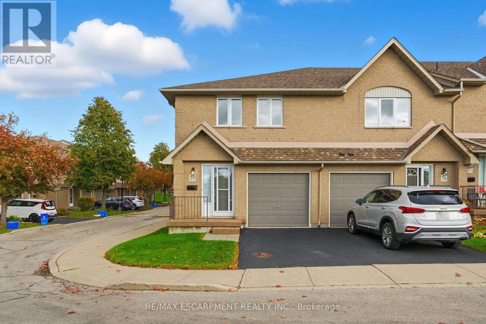 25 100 Vineberg Dr, Hamilton, ON L8W 3X4