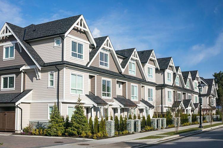 155 Street Unit 10311 #a, Surrey, BC V3R 4K4