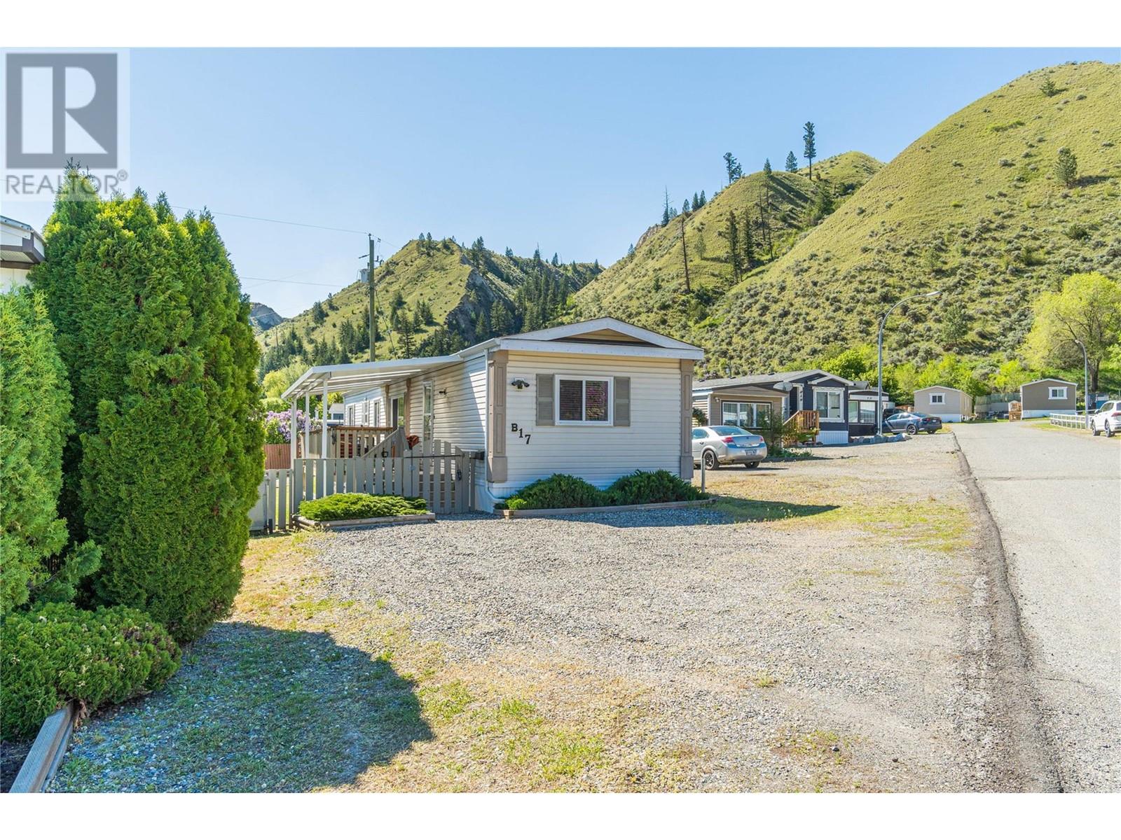 7155 Dallas Drive Unit B17, Kamloops, BC V2C 4T1