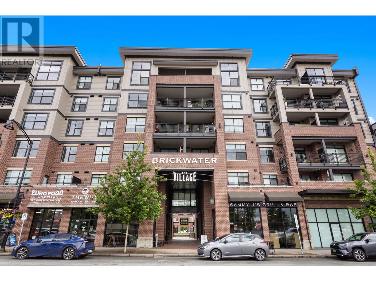 22633 Selkirk Avenue Unit 202, Maple Ridge, BC V2X 1C7
