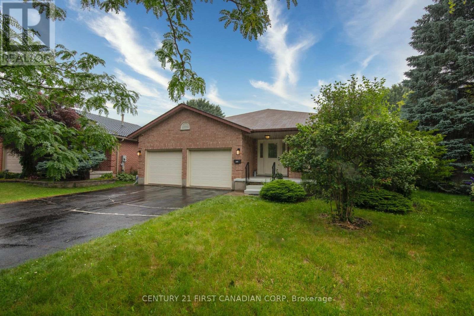 39 Adrians Way, London, ON N5V 4G1