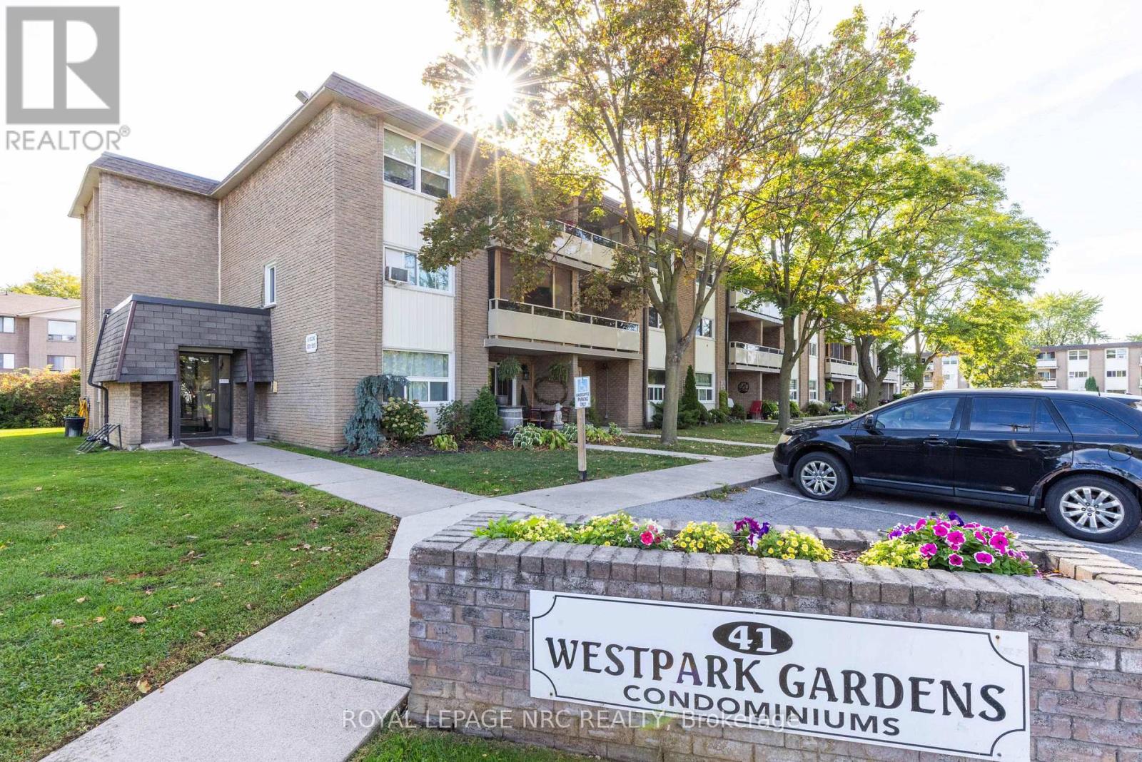 207 41 Rykert St, St. Catharines, ON L2S 3A4