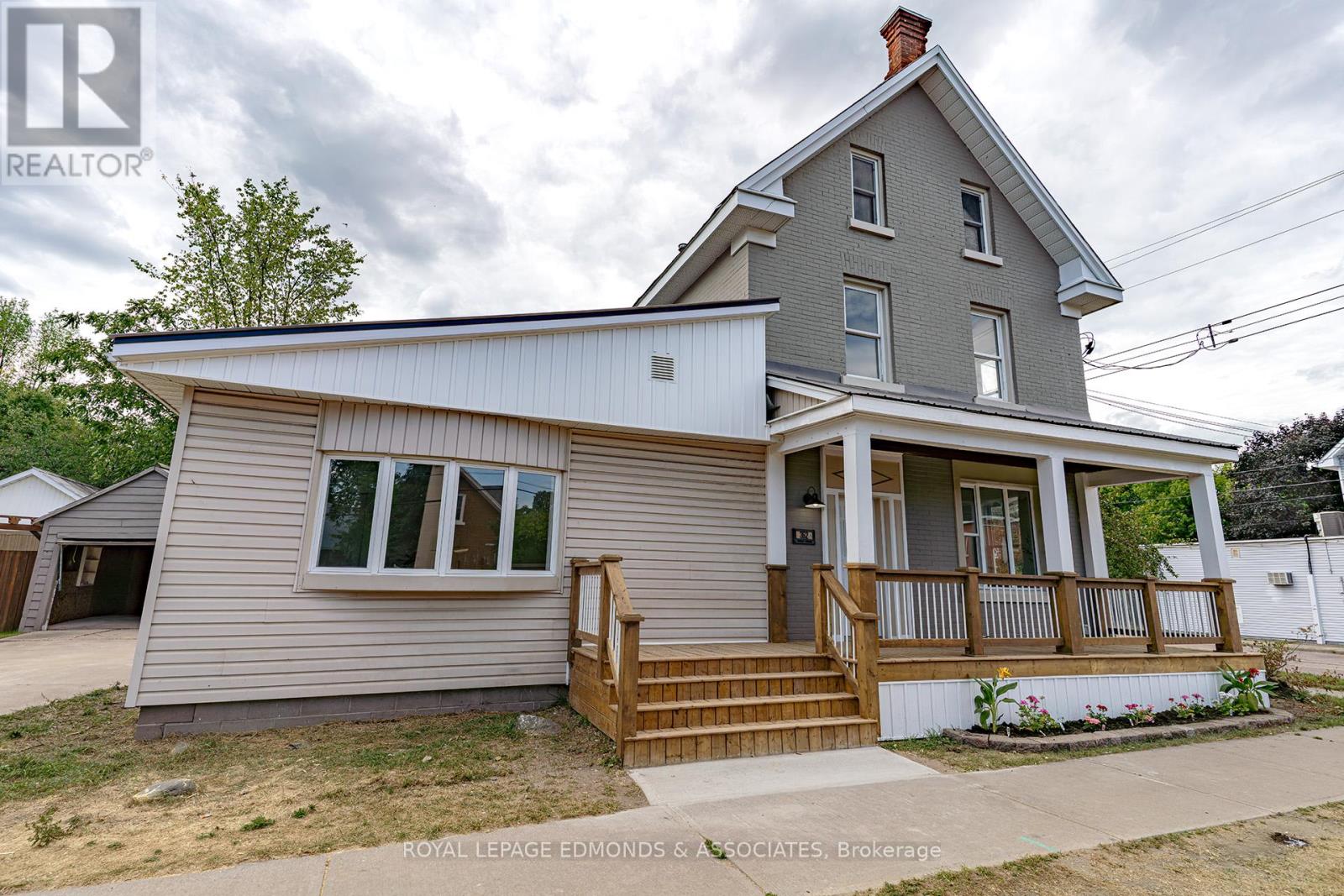 362 Christie St, Pembroke, ON K8A 4R7
