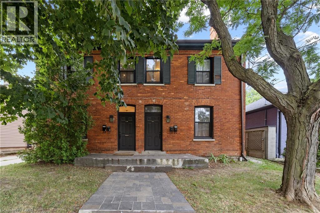188-190 S Caroline St S, Hamilton, ON L8P 3L2