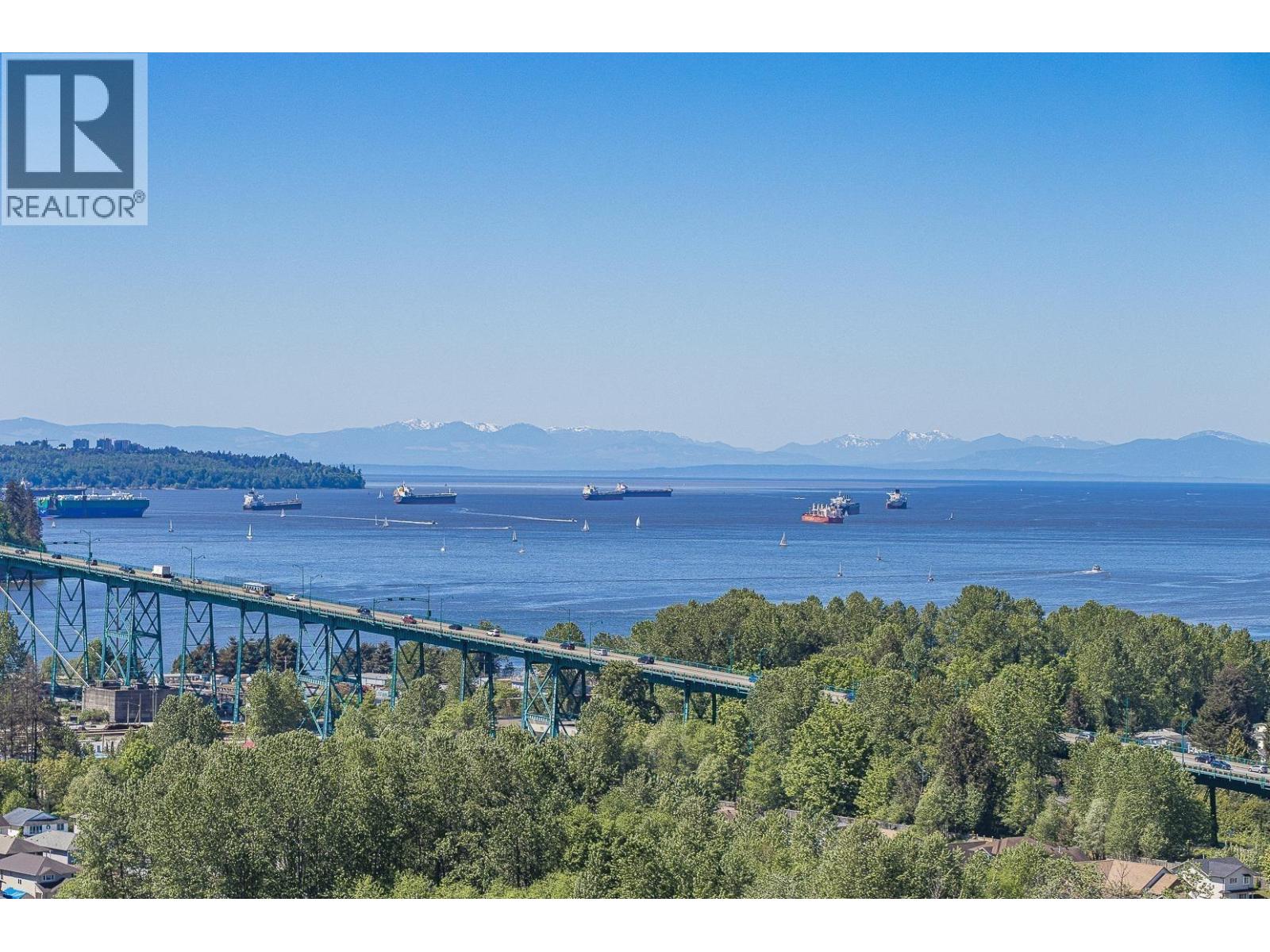1632 Lions Gate Lane Unit 2201, North Vancouver, BC V7P 0E2