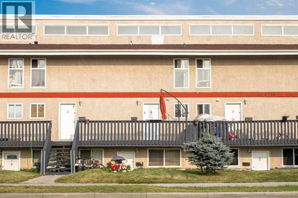 3726 Centre Street Ne Unit 8, Calgary, AB T2E 2Y3