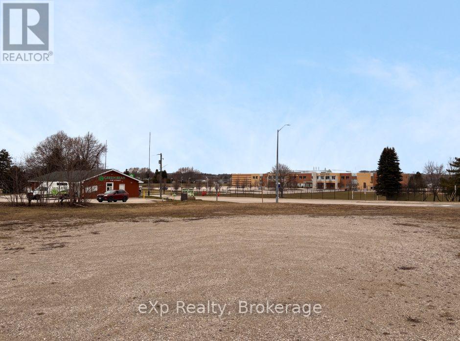 2 Kincardine Rd, Brockton, ON N0G 2V0