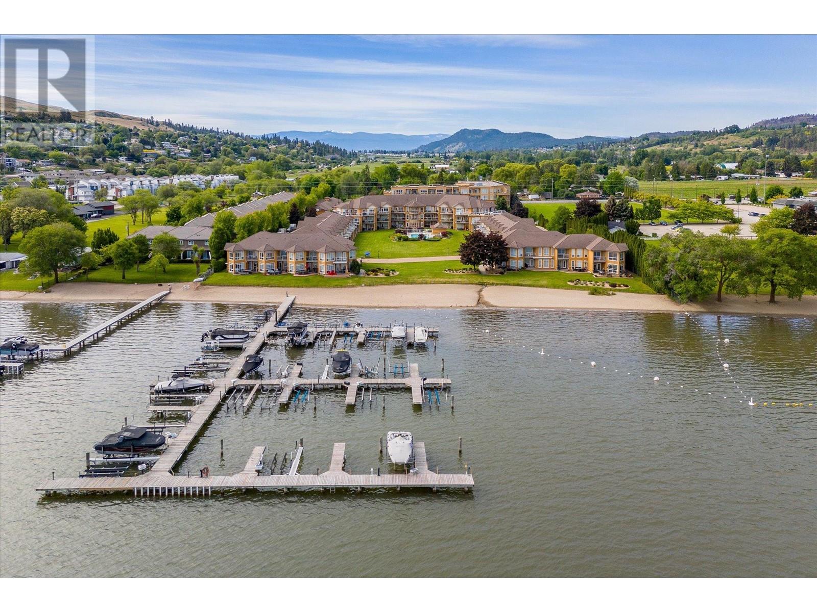 3570 Woodsdale Road Unit 105, Lake Country, BC V4V 1Y9