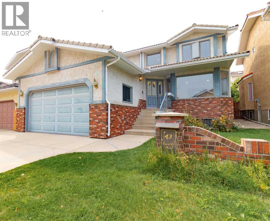 43 Signal Hill Mews SW, Calgary, AB T3H 2V1