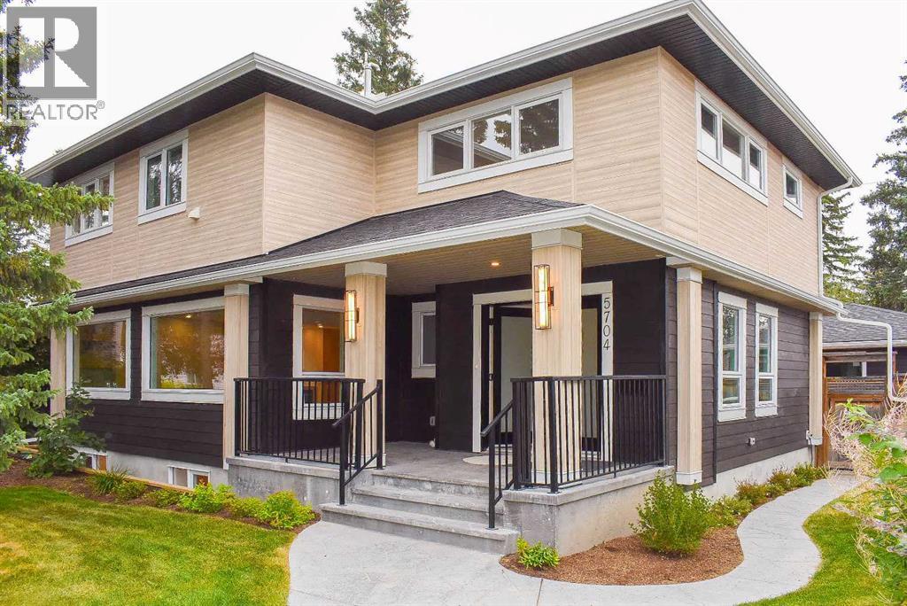 5704 Ladbrooke Dr SW, Calgary, AB t3e 5x8