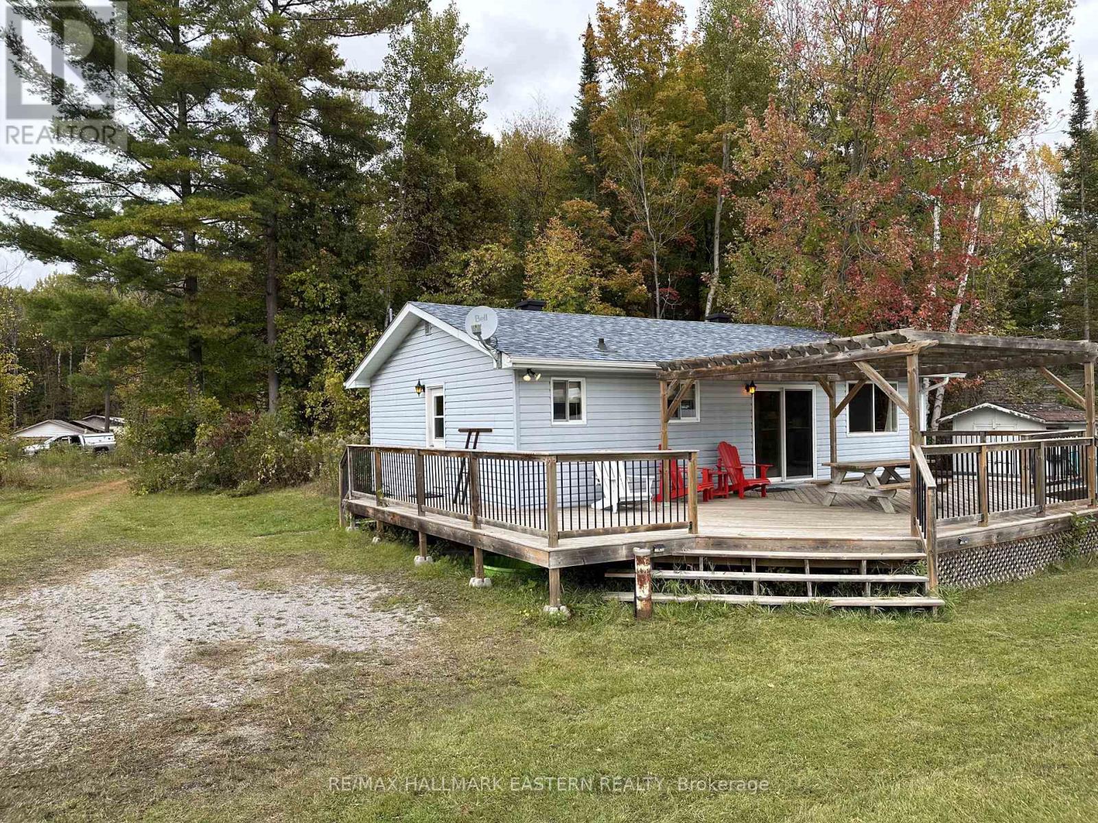 40 Arrow Bay Rd 23 20 6 Rd, Curve Lake First Nation 35 Curve Lake First Nation, ON K9L 9R0