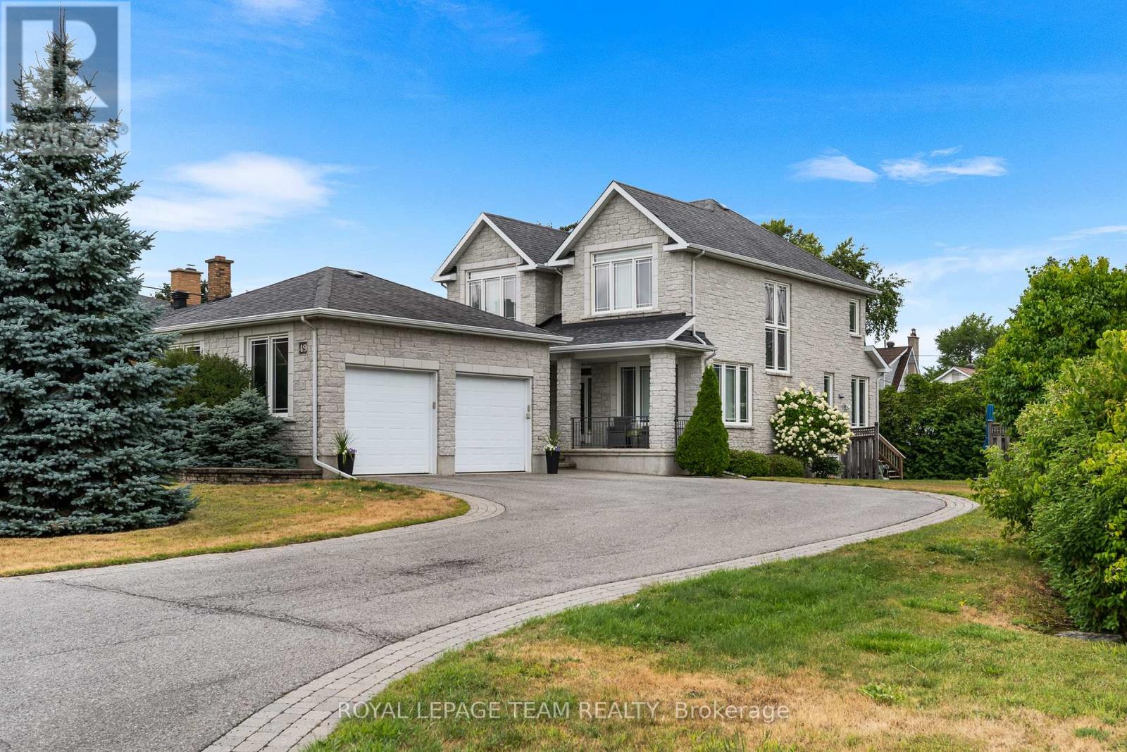 49 Savuto Way, Ottawa, ON K2G 2T2