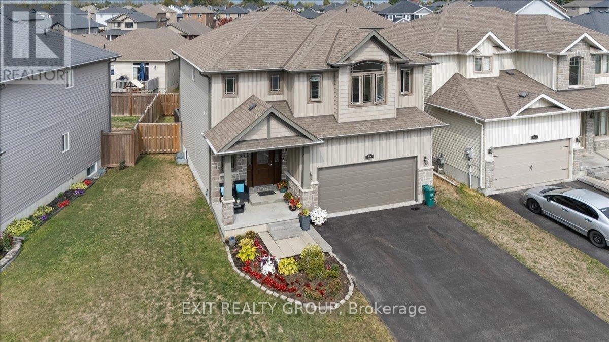 82 Mountain Ash Dr, Belleville, ON K8N 0E3