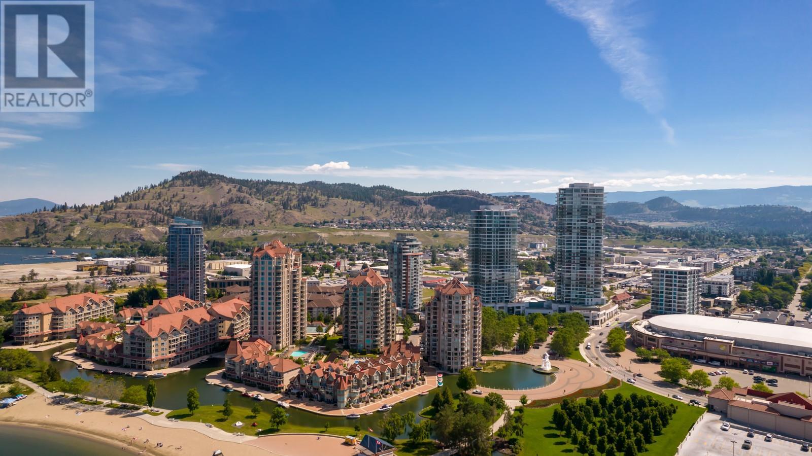 1088 Sunset Drive Unit 221, Kelowna, BC V1Y 9W1