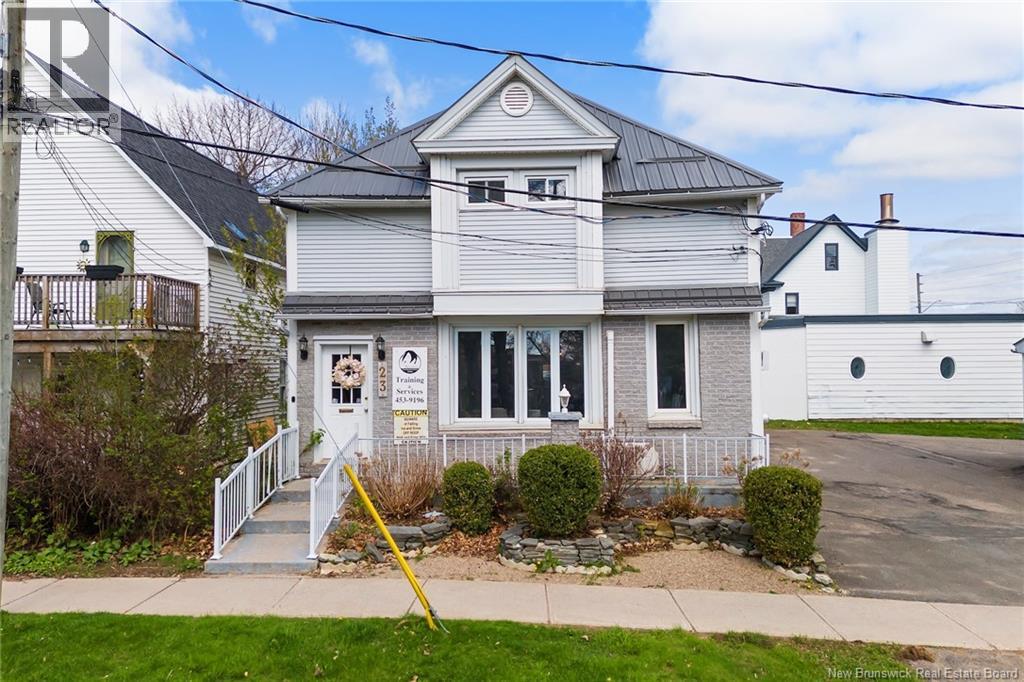 23 Sunbury St, Fredericton, NB E3B 3S9