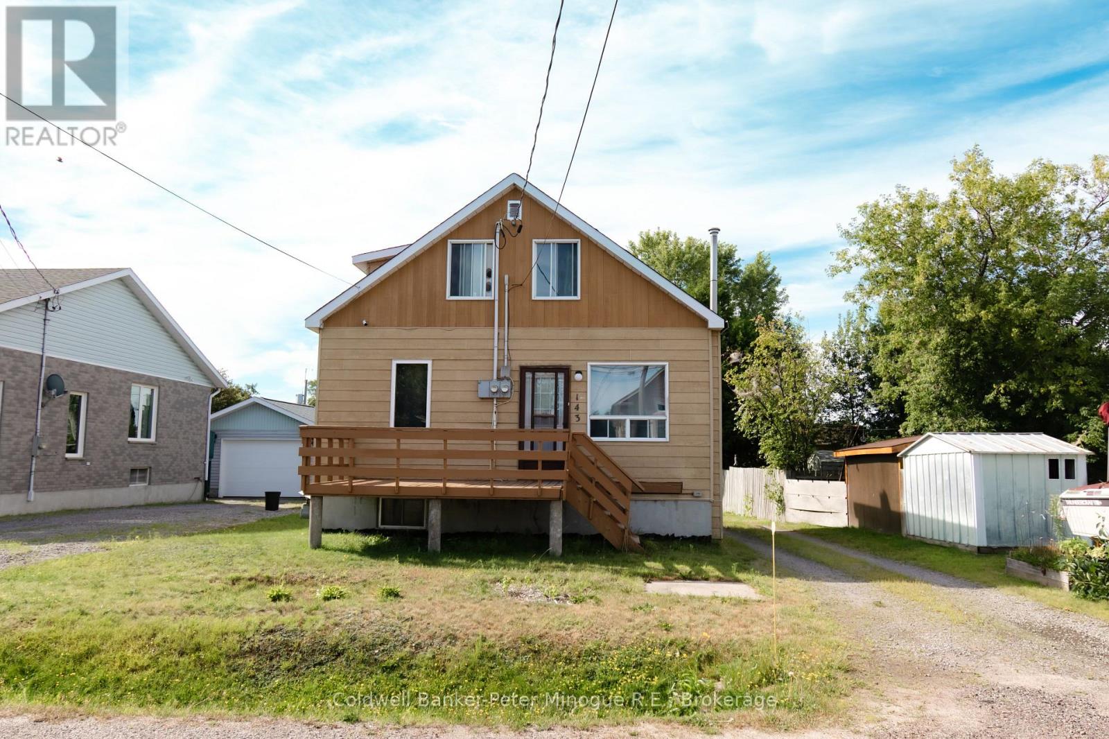 143 Greenwood Ave, North Bay, ON P1B 5E8