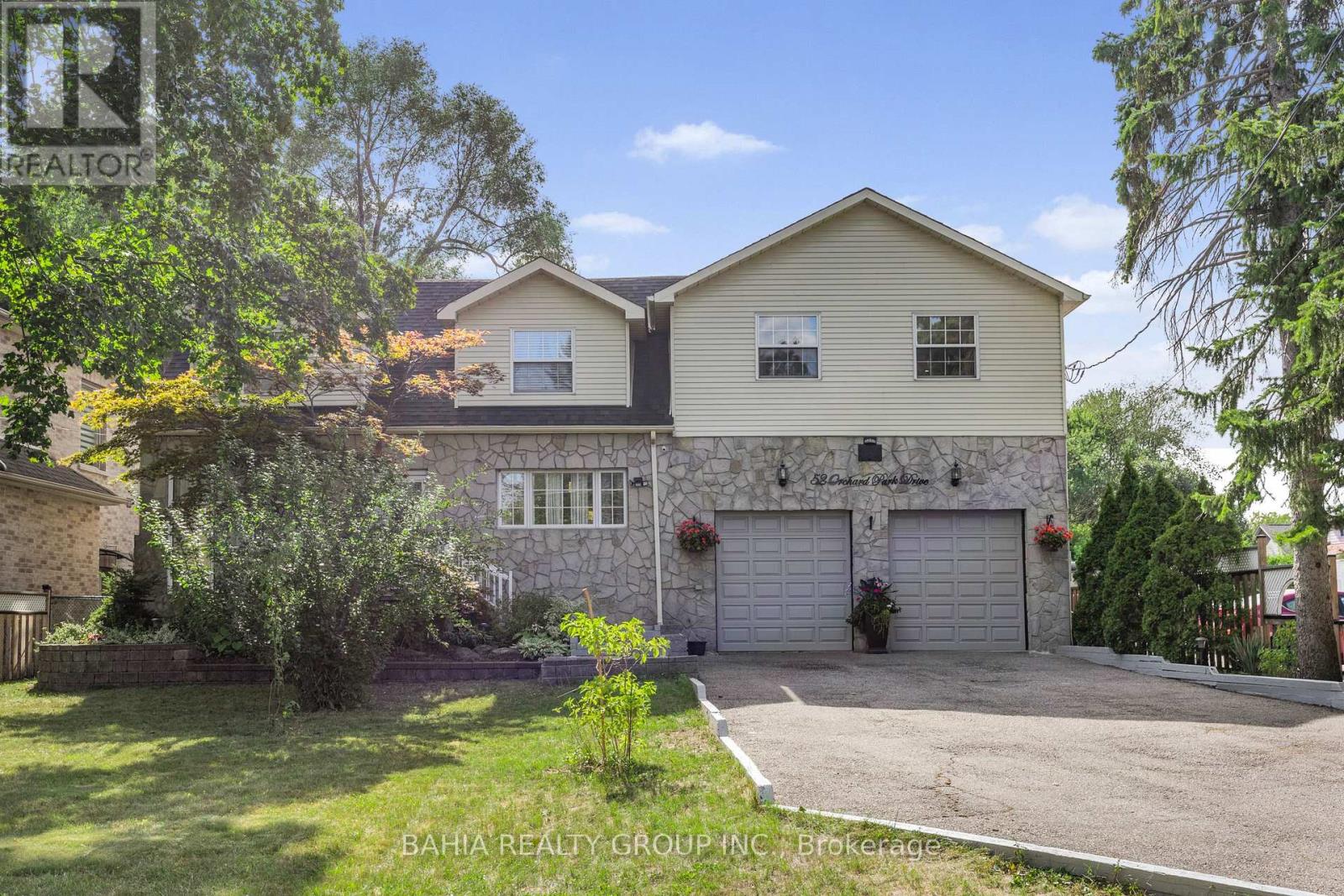 52 Orchard Park Dr, Toronto West Hill, ON M1E 3T7