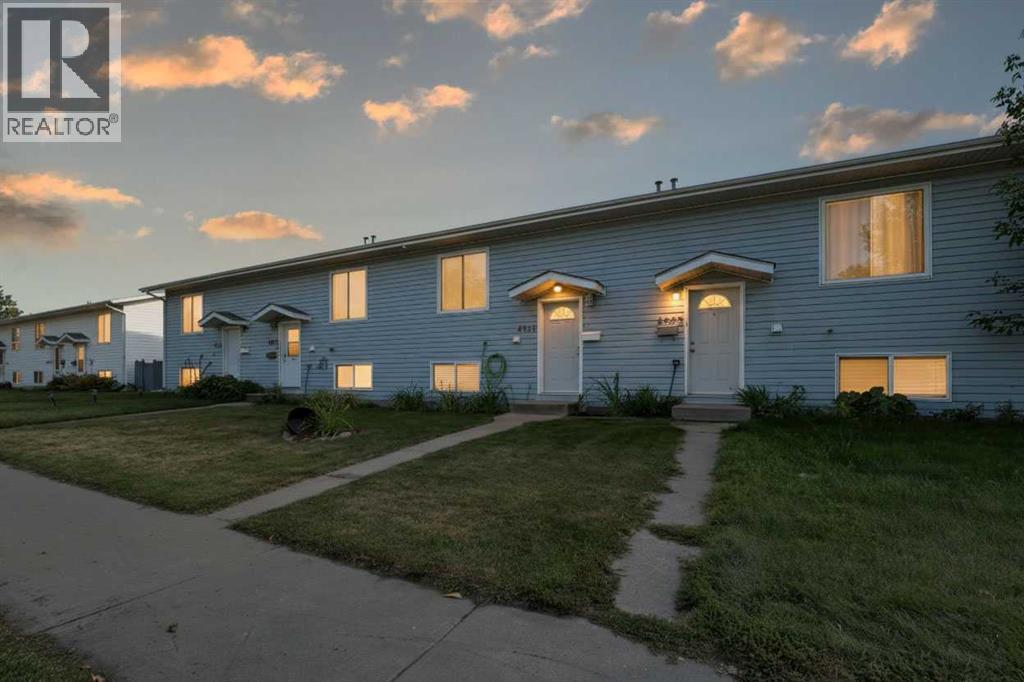 4915 Womacks Rd, Blackfalds, AB T0M 0J0