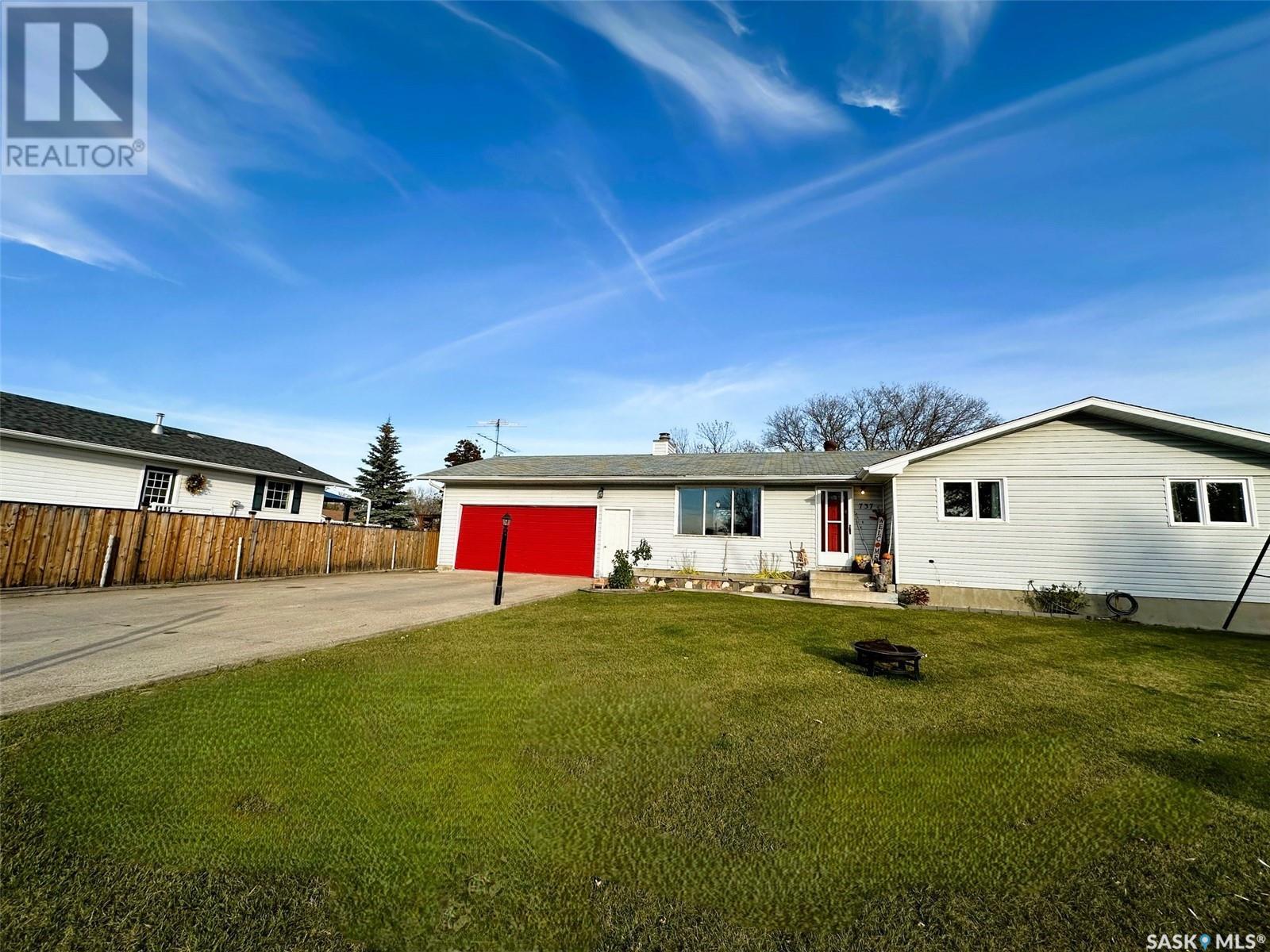 737 Willow Pl, Hudson Bay, SK S0E 0Y0