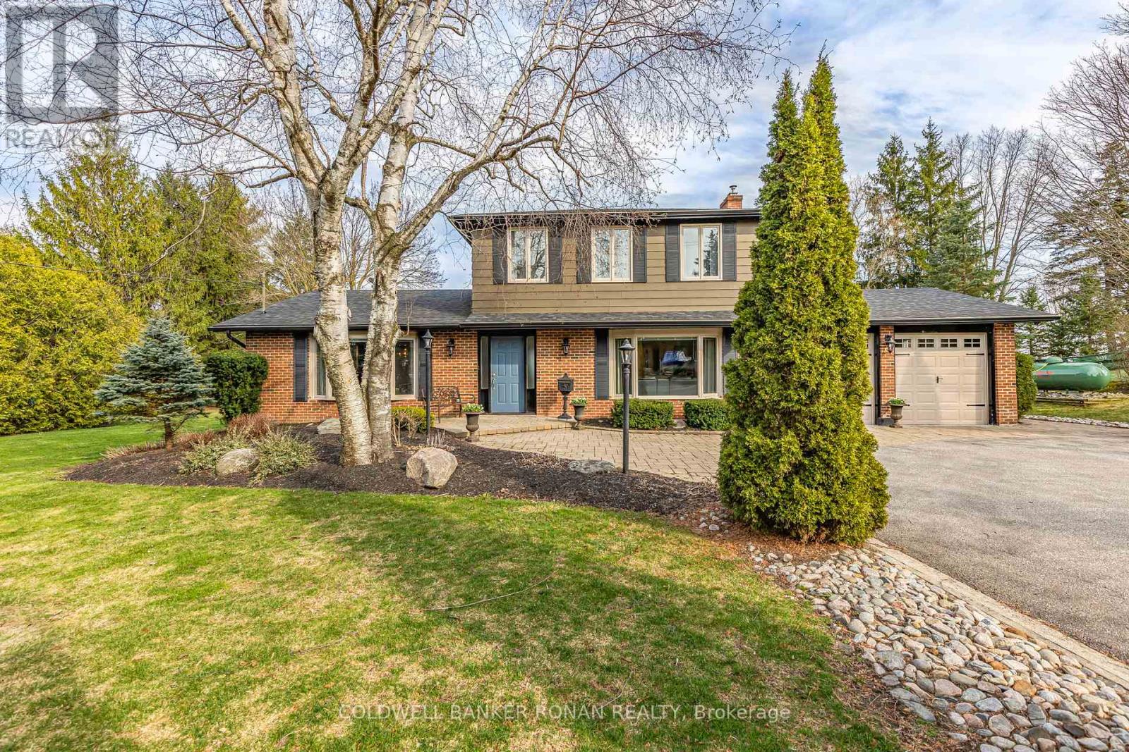9581 Old Church Rd, Caledon, ON L7E 0P9