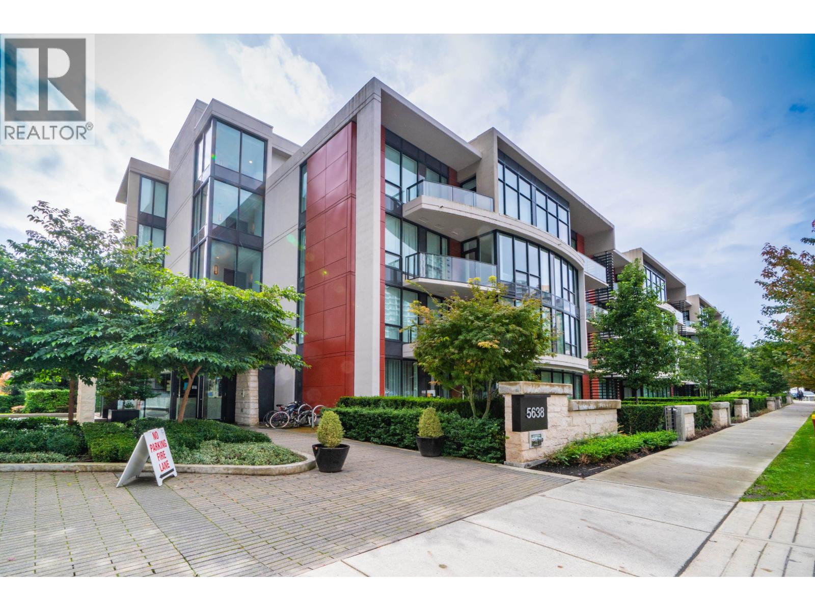 5638 Birney Avenue Unit 212, Vancouver, BC V6S 0H8