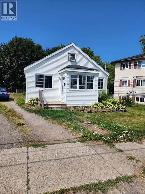 190 Broadway St, Moncton, NB E1A 3Y4